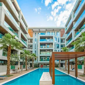 fam-holiday-homes-city-walk-mall.sharjah-hotels.com/